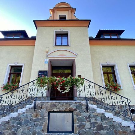 Penzion U Muflona Sternberk Exterior photo