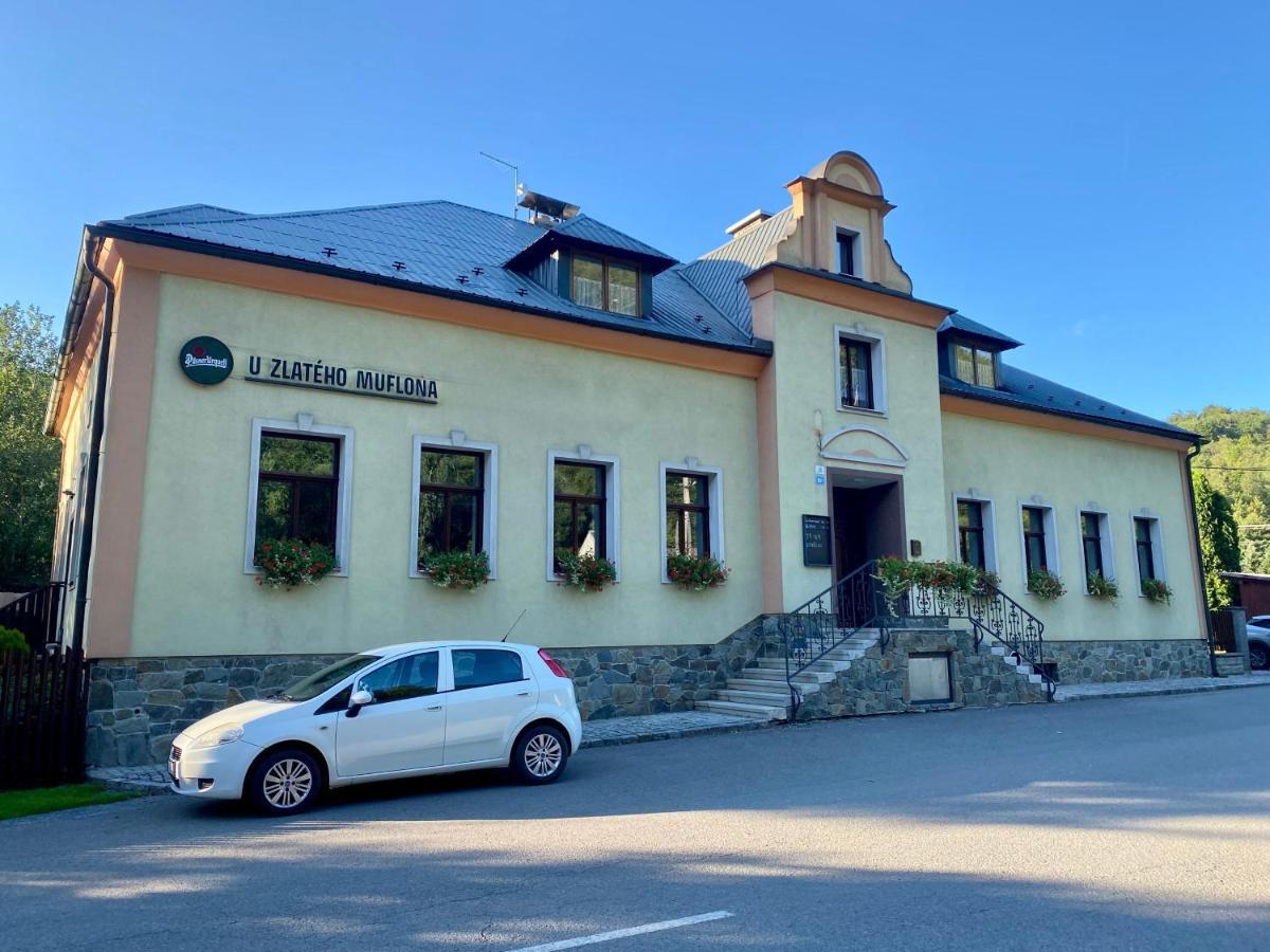 Penzion U Muflona Sternberk Exterior photo